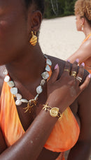 Dominique boucles